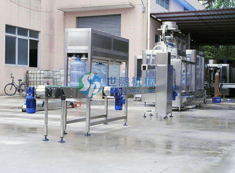 大桶水套袋機(jī)